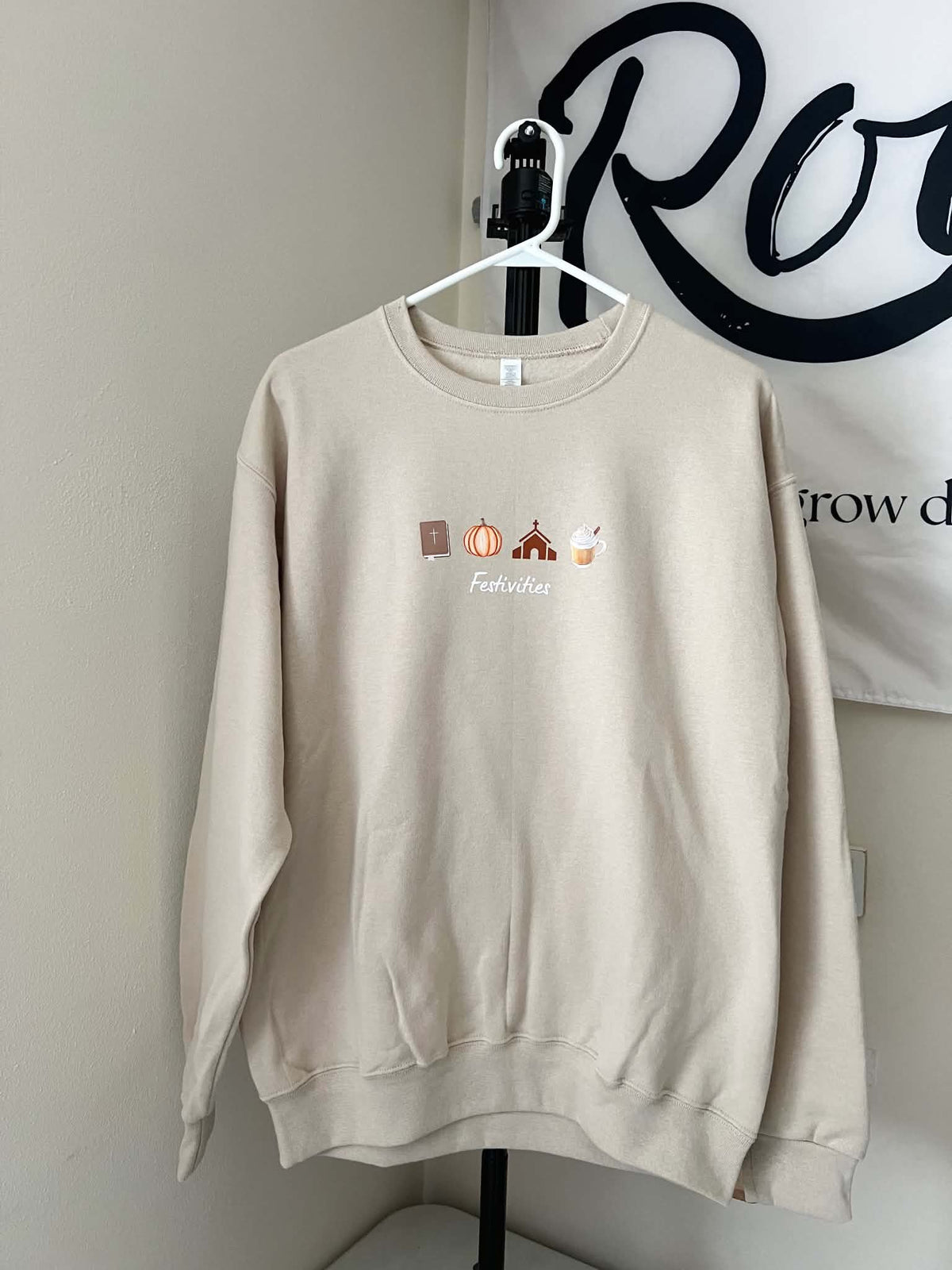 Festivities Crewneck