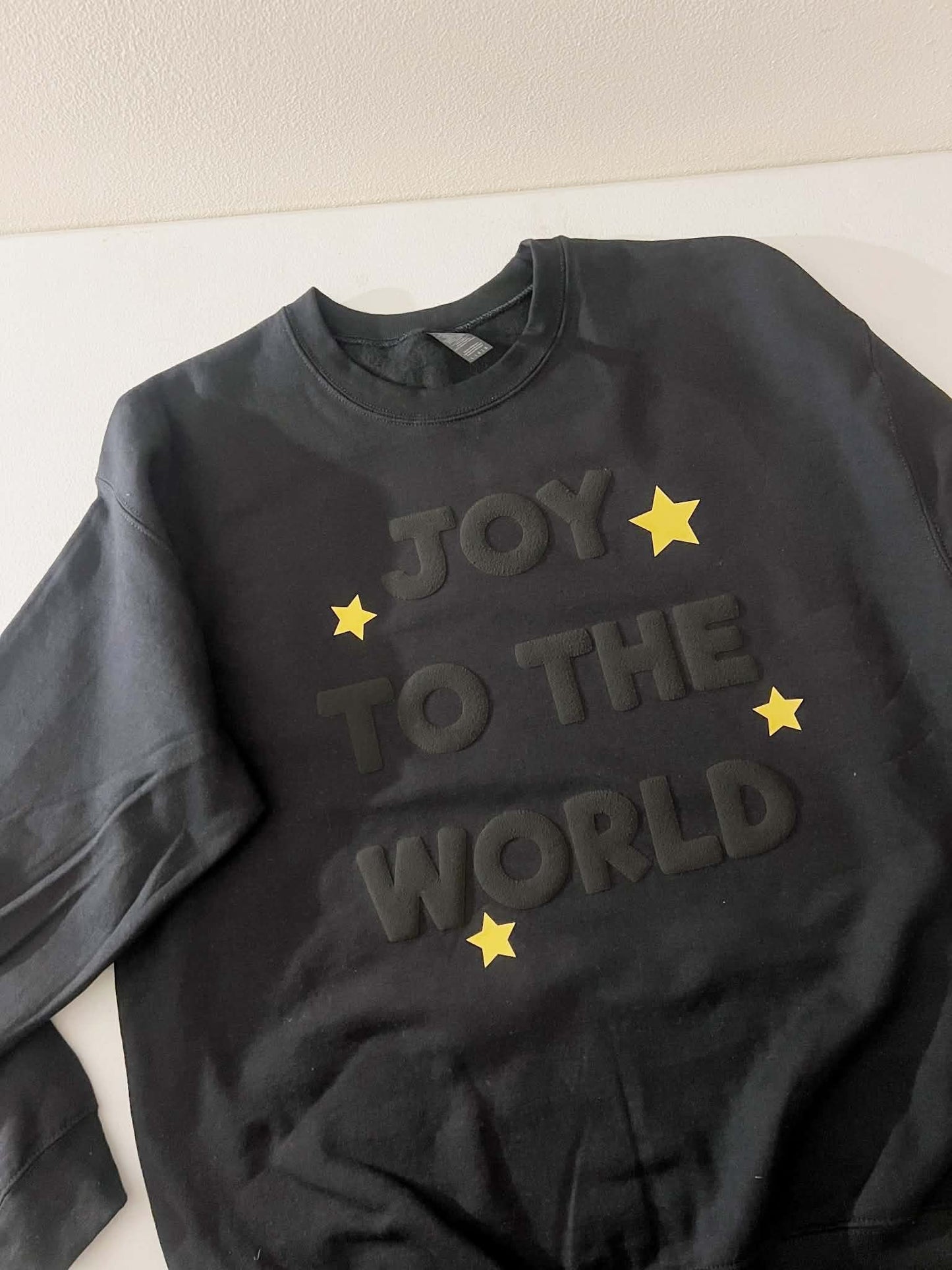 JOY crewneck