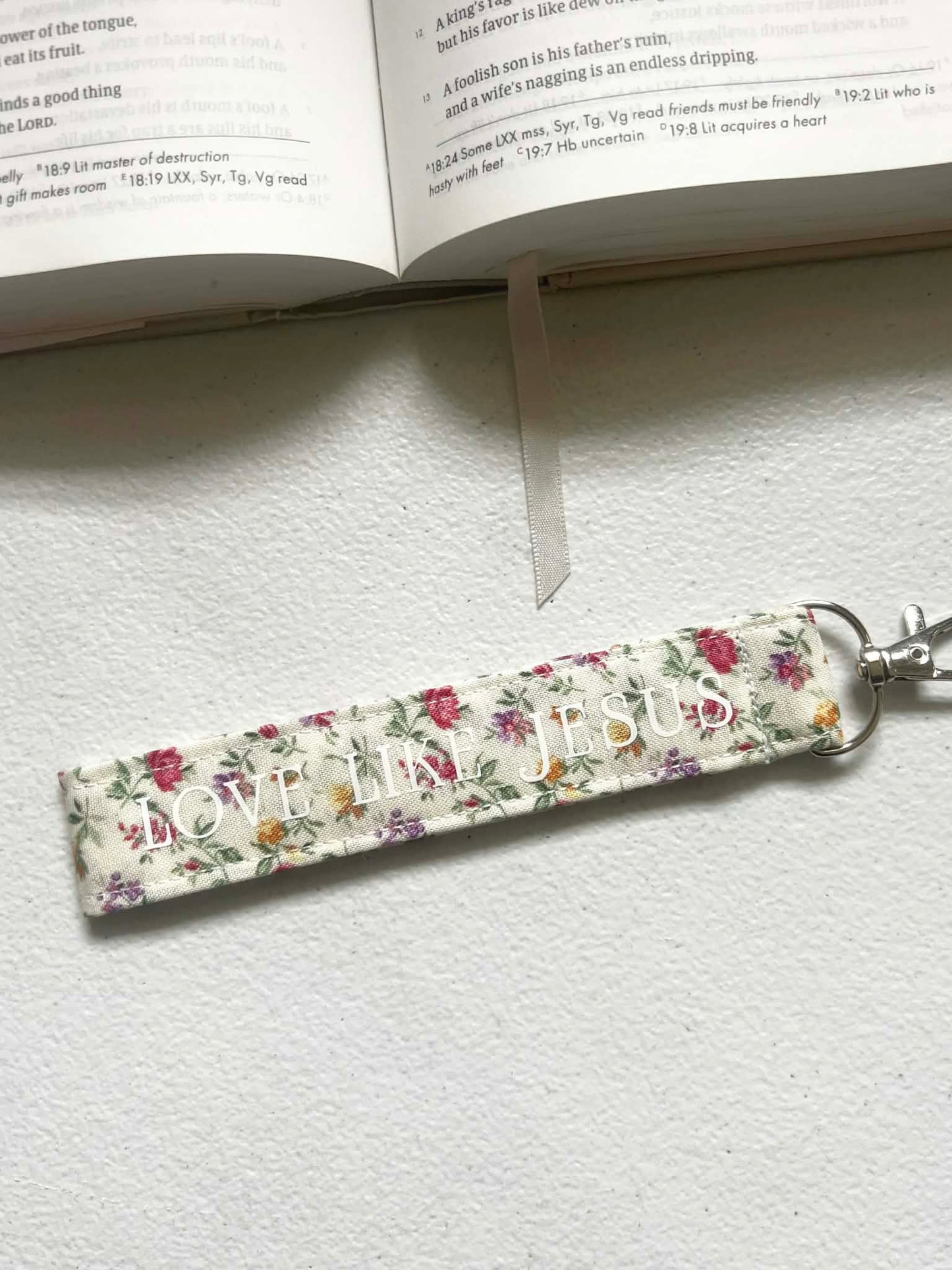 Love Like Jesus Wristlet